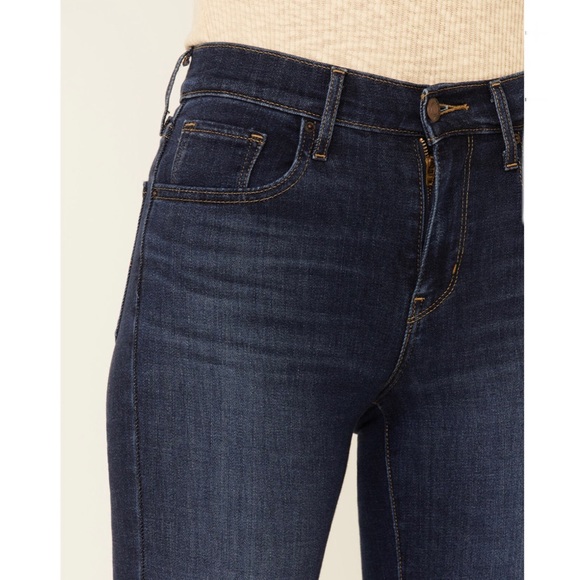 NWOT Levi’s 724 High Rise Straight - Picture 4 of 15